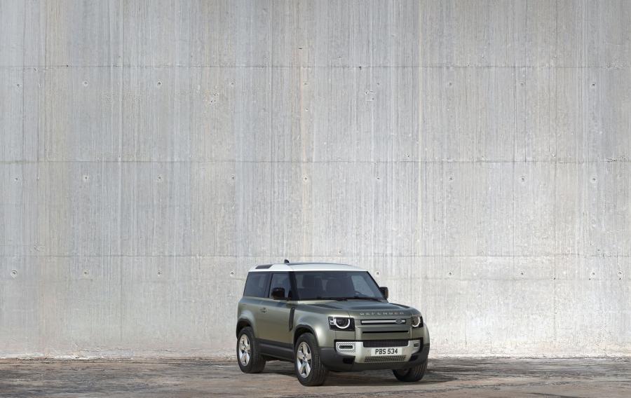  Land Rover Defender 90 D240 SE Urban Pack 2020 года  (WW) (фото 1 из 36)